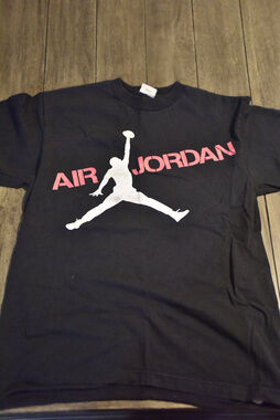 Air Jordan/Mickey/ Vibes (3 Pack) T Shirt Black Red Jumpman Graphic Sz M LSC321